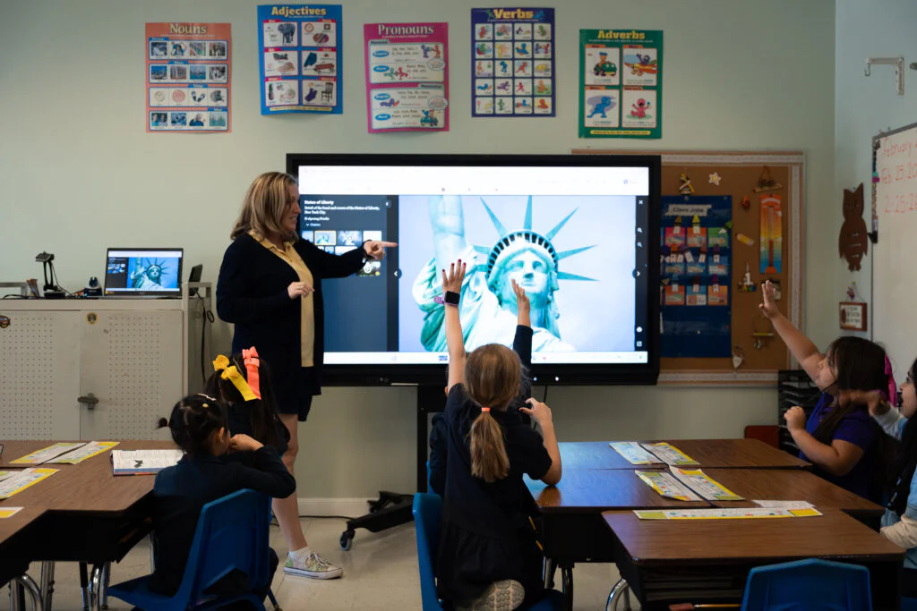 EAEE-TheNiceTimes-137 Students participating in interactive educational activities at European Academy